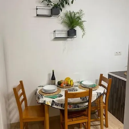 5 Minutes To The Beach - Casa Maria *