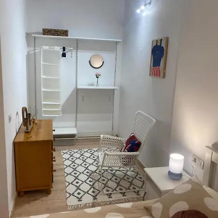 5 Minutes To The Beach - Casa Maria Apartment